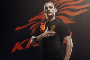 kaiyun官方入口登录-7成进球靠一人？曼城3-1逆转黑马，哈兰德梅开二度10轮轰13球，曼城引援哈兰德